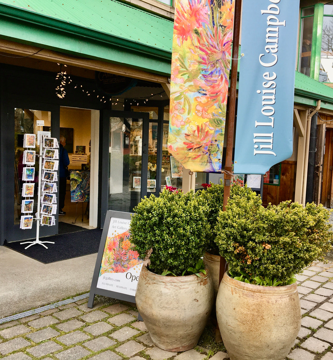 Slowly Spring Returns..... time to celebrate