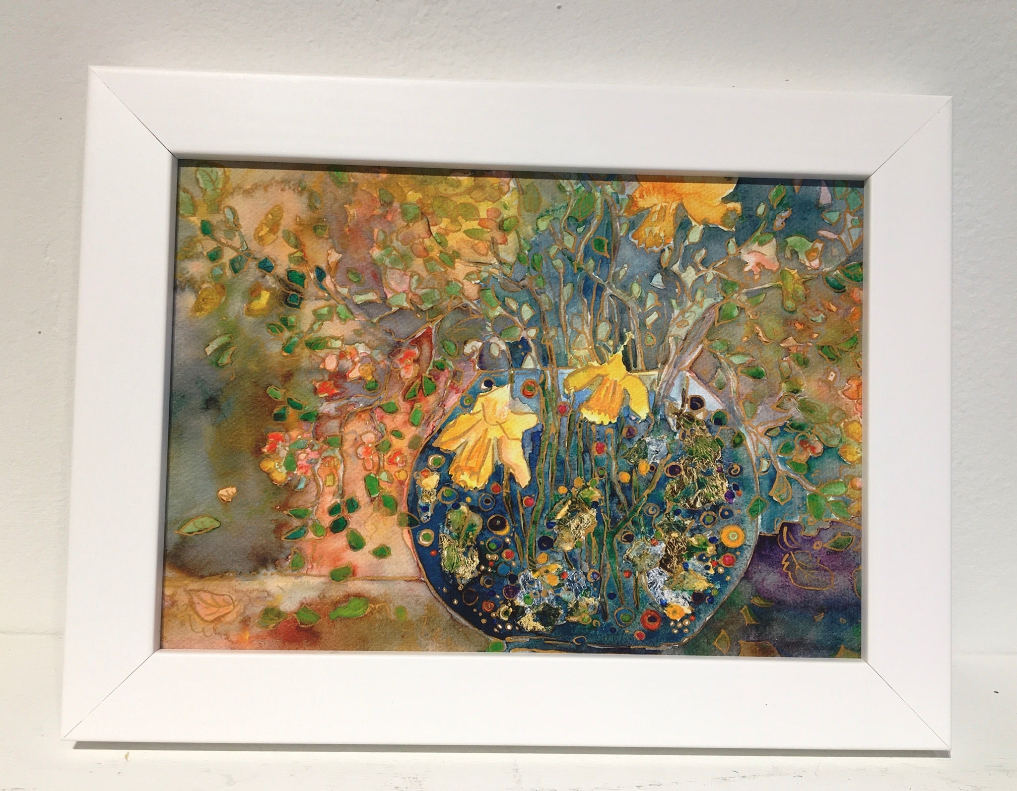 Gallery By The Sea: 5"X7" Art Print with White Frame