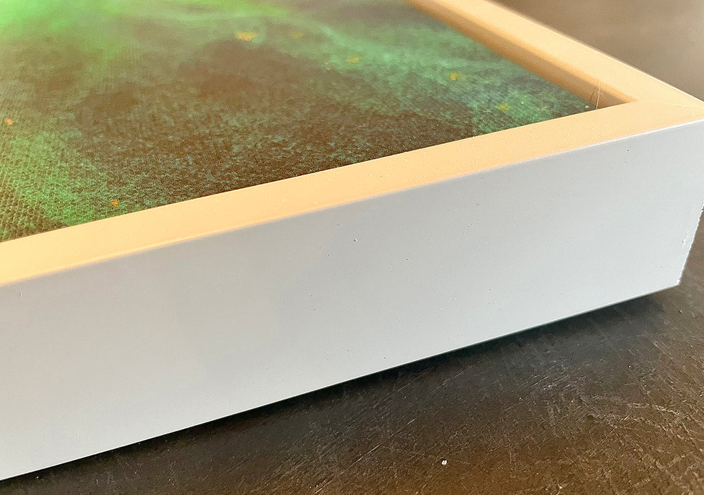Grey Frame : for Limited Editions